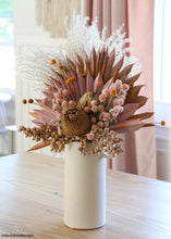 Load image into Gallery viewer, Air Dried Globe Amaranth in Light Pink