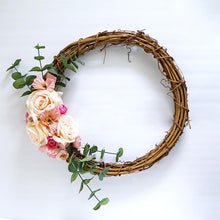 Load image into Gallery viewer, Natural Grapevine Wreath - 18"