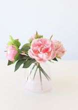 Load image into Gallery viewer, Pink Real Touch Flower Bundle of Peonies
