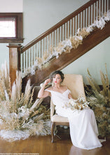Load image into Gallery viewer, Preserved Natural Gypsophila