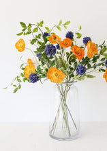 Load image into Gallery viewer, Artificial Cornflower Flower in Blue
