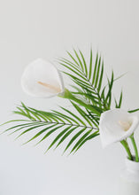 Load image into Gallery viewer, Indoor/Outdoor Plastic Areca Palm Plant - 35&quot;
