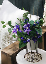 Load image into Gallery viewer, Ceramic White Cassa Plant Stand - 10.75&quot; Tall
