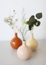Load image into Gallery viewer, Handmade Earthenware Blush Vase by Franca- 5&quot; Tall
