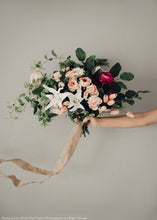 Load image into Gallery viewer, Artificial Lemon Leaf Branch - 25.5&quot; Tall
