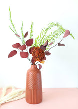 Load image into Gallery viewer, Natural Dried Fern Leaf Bundle
