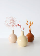Load image into Gallery viewer, Handmade Earthenware Blush Vase by Franca- 5&quot; Tall
