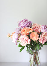 Load image into Gallery viewer, Real Touch Peach Coral Faux Ranunculus
