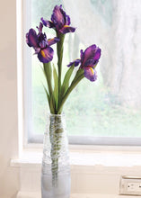 Load image into Gallery viewer, Silk Iris Stem in Purple - 28"
