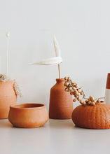 Load image into Gallery viewer, Ceramic Bud Floral Vase in Terracotta Orange - 5&quot; Tall
