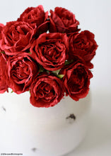 Load image into Gallery viewer, Artificial Flower Bouquet of Red Roses
