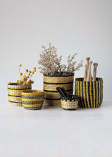 Load image into Gallery viewer, Set of 5 Striped Yellow Black Woven Seagrass Baskets
