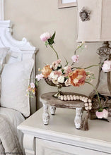 Load image into Gallery viewer, Gold Mercury Glass Carraway Flower Vase
