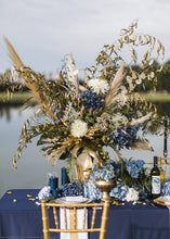 Load image into Gallery viewer, Artificial Hydrangea in Blue
