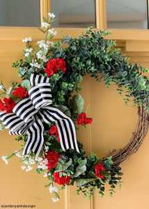 Indoor/Outdoor Artificial Eucalyptus Garland - 8'