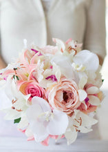 Load image into Gallery viewer, Silk Flower Phalaenopsis Orchids in White - 37" Tall
