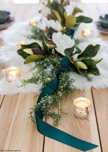 Load image into Gallery viewer, Faux Juniper Spray with Berries in Green - 18&quot; Tall
