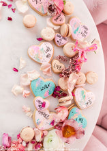 Load image into Gallery viewer, Preserved Pepper Berries in Pink

